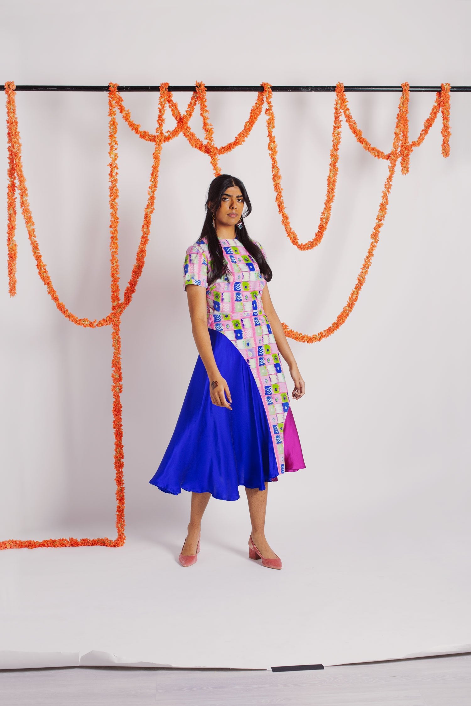 Flare midi dress - pink tile print - size M