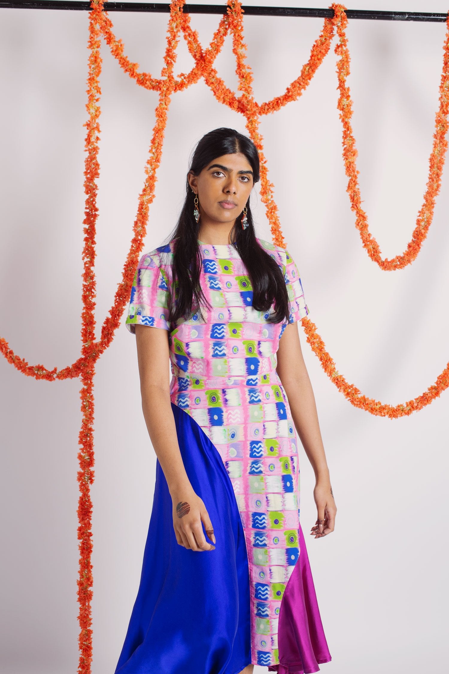 Flare midi dress - pink tile print - size M