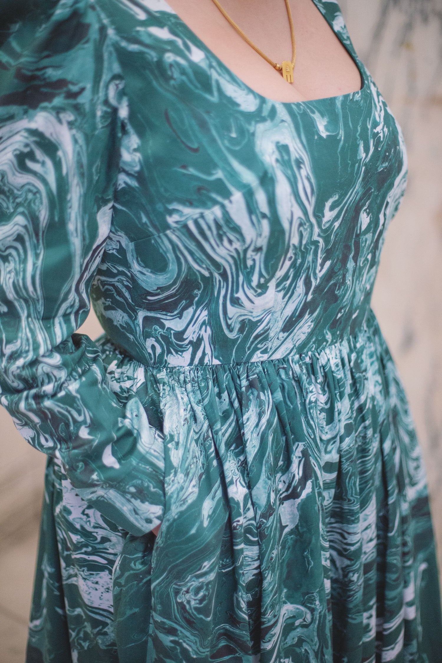 Rani dress - emerald marble