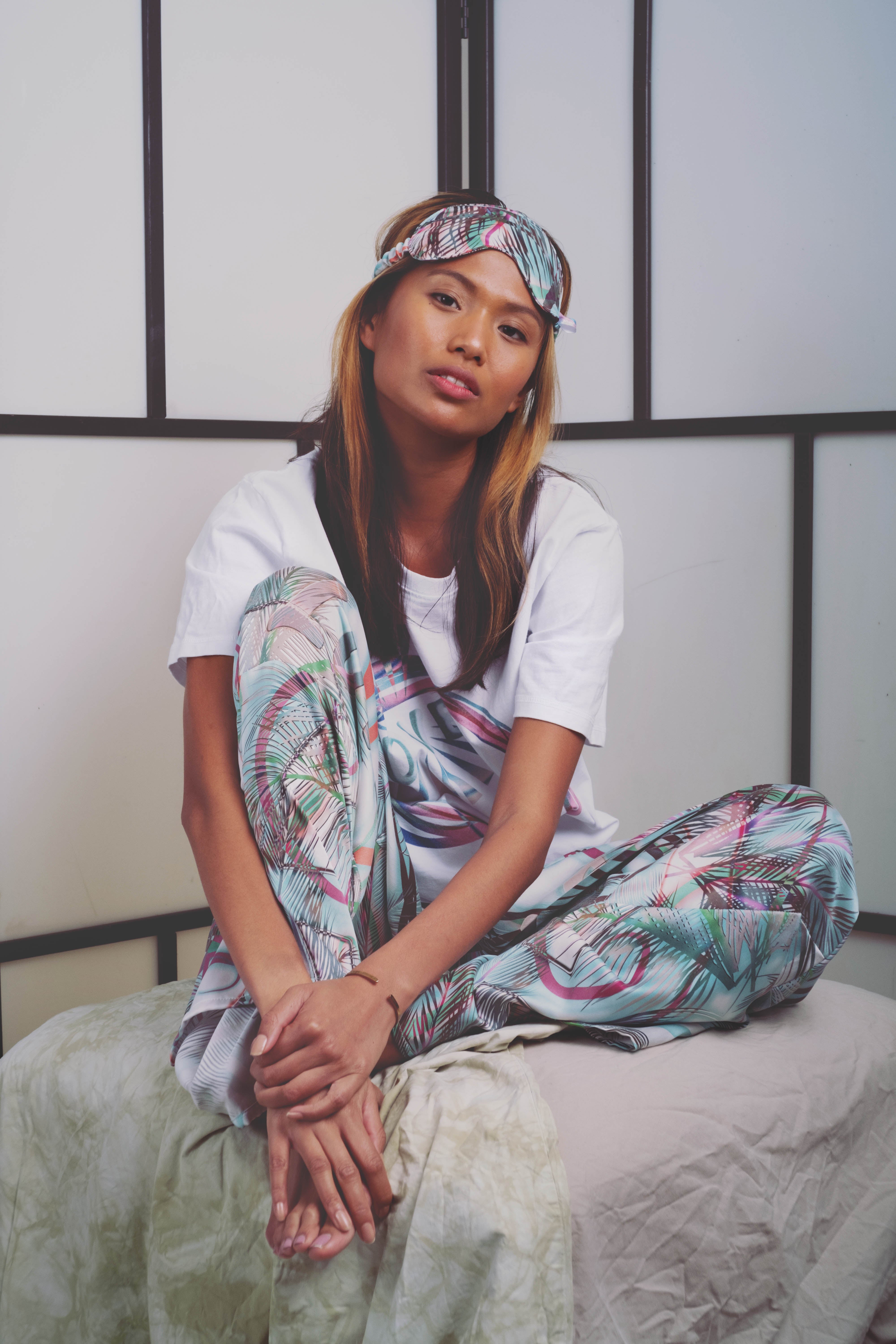 Eye mask - love print silk